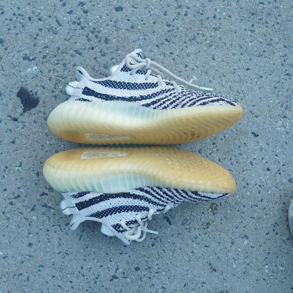 Adidas Yeezy Boost 350 V2 Zebra Men\'s Size 6 White Black Red CP9654 2017 main image 9